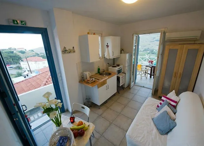 شقة فندقية Anemomiloi