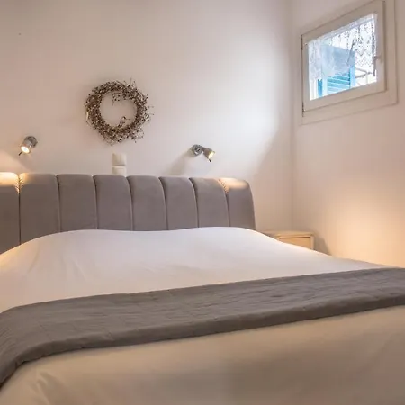 شقة فندقية Anemomiloi