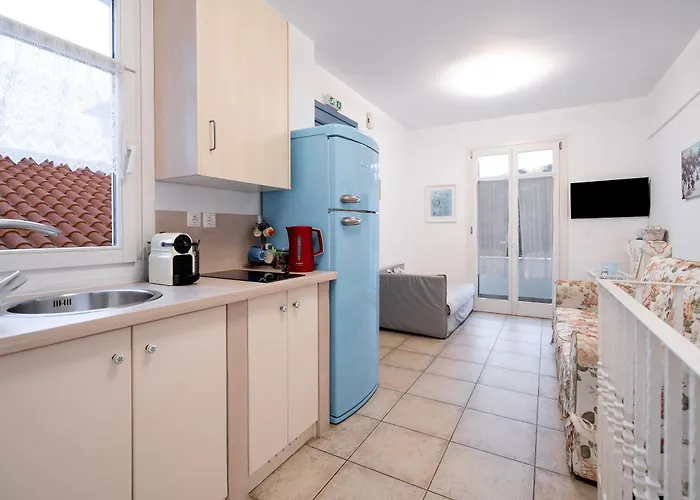 Апарт-отель Anemomiloi