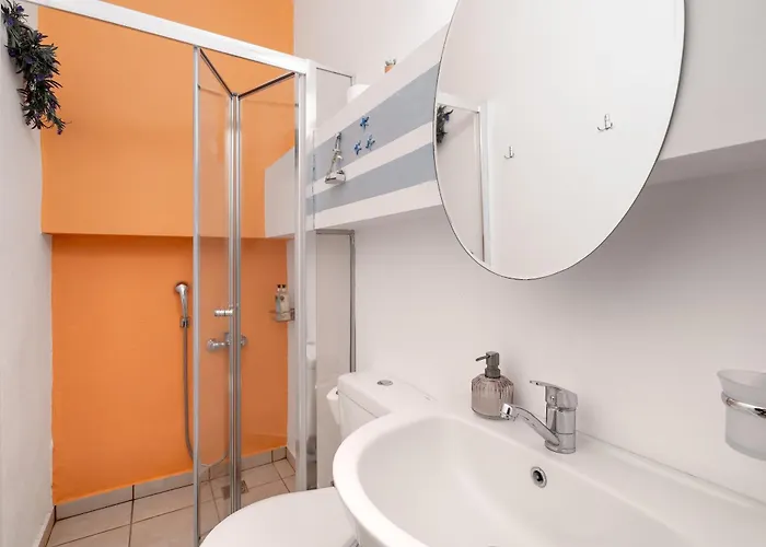 Anemomiloi Lägenhetshotell 4*