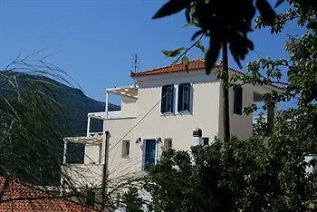 Ξενοδοχείο με διαμερίσματα Anemomiloi 4*