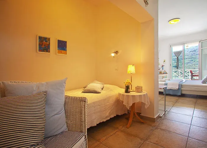 Anemomiloi Lägenhetshotell 4*